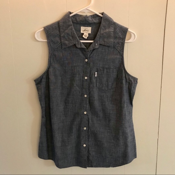 Levi’s Navy Sleeveless Button Down Shirt - Picture 1 of 5